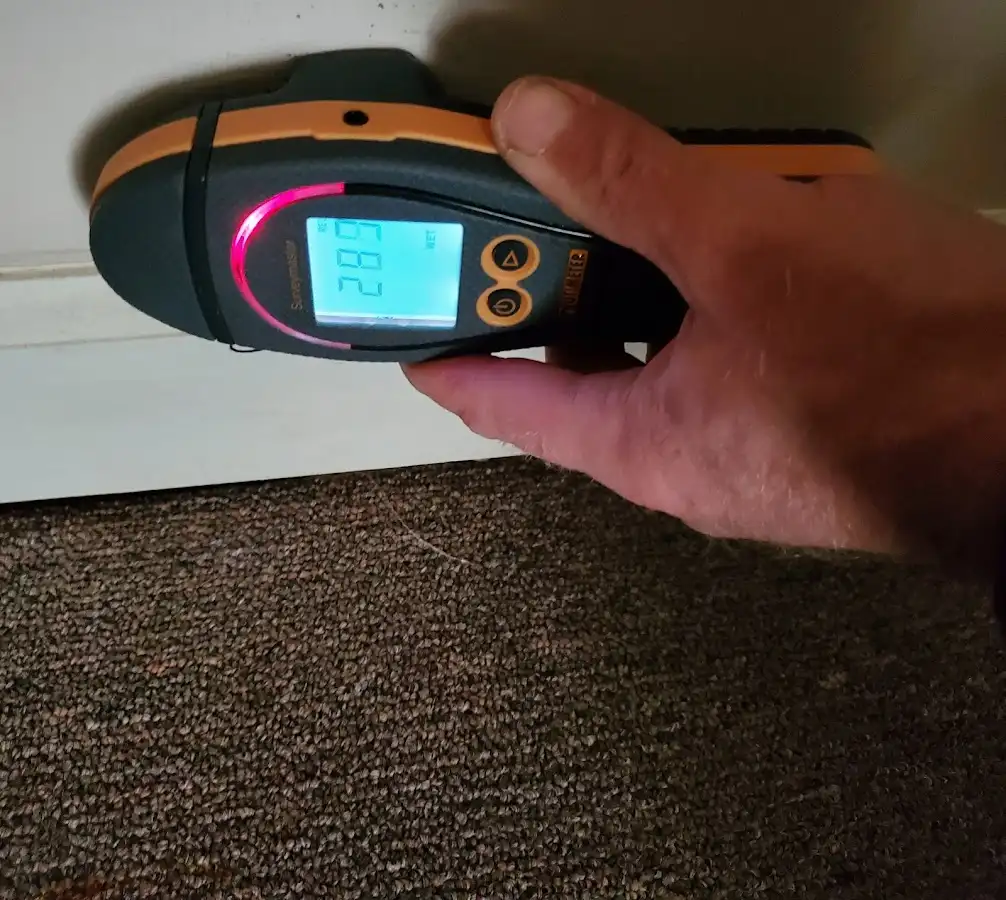 Moisture detection at baseboard during Mold Inspection & Testing in Solvay